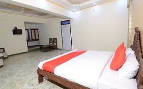 Oyo Flagship Ranibagh Palace